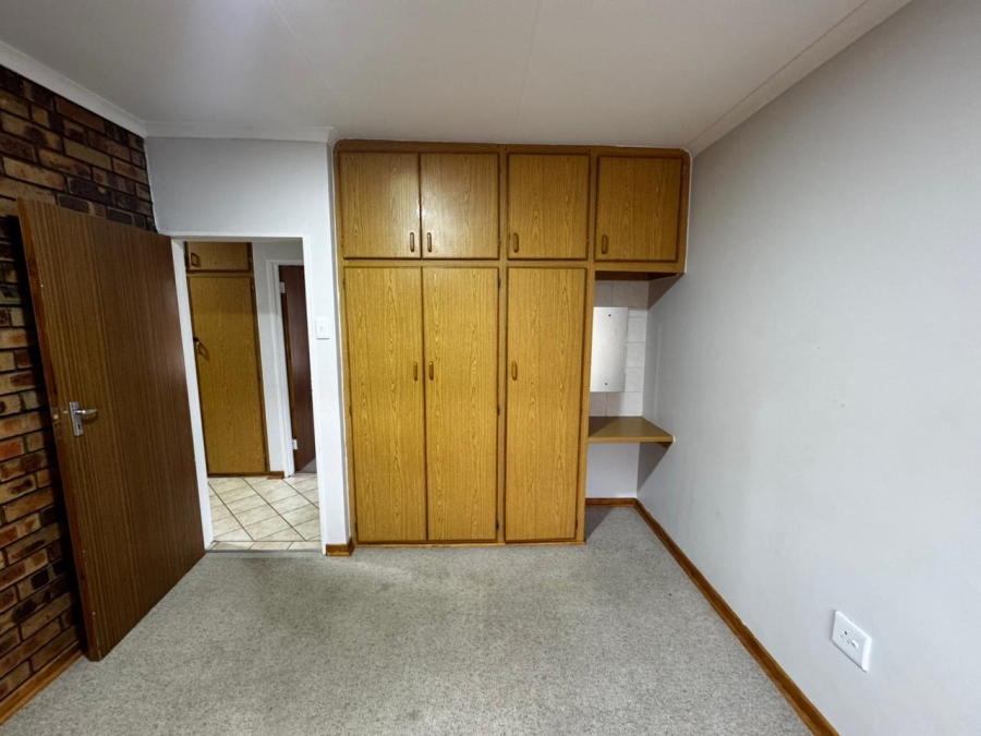 To Let 4 Bedroom Property for Rent in La Provance Free State